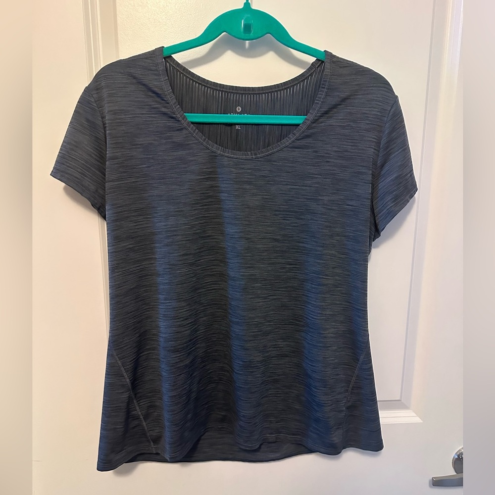Athleta XL short sleeve gray top.